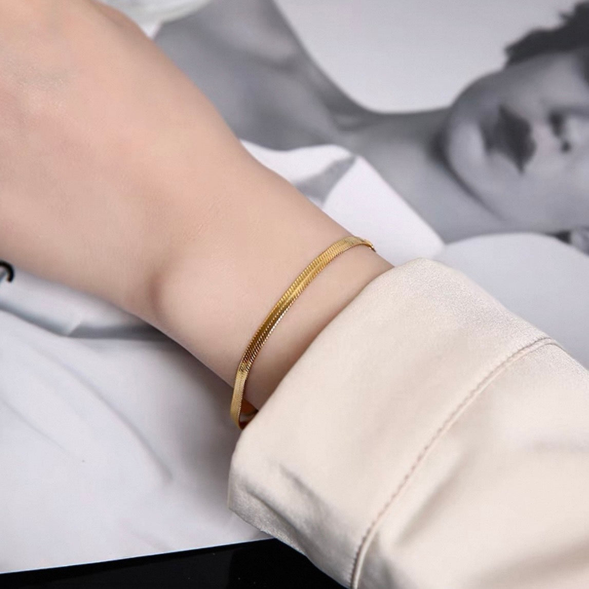 snake chain bracelet