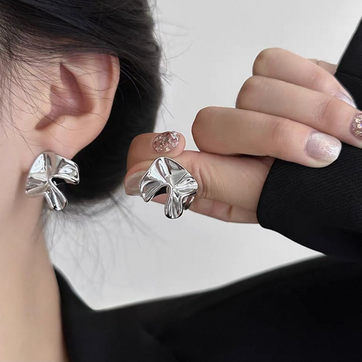 mirror flower pierce