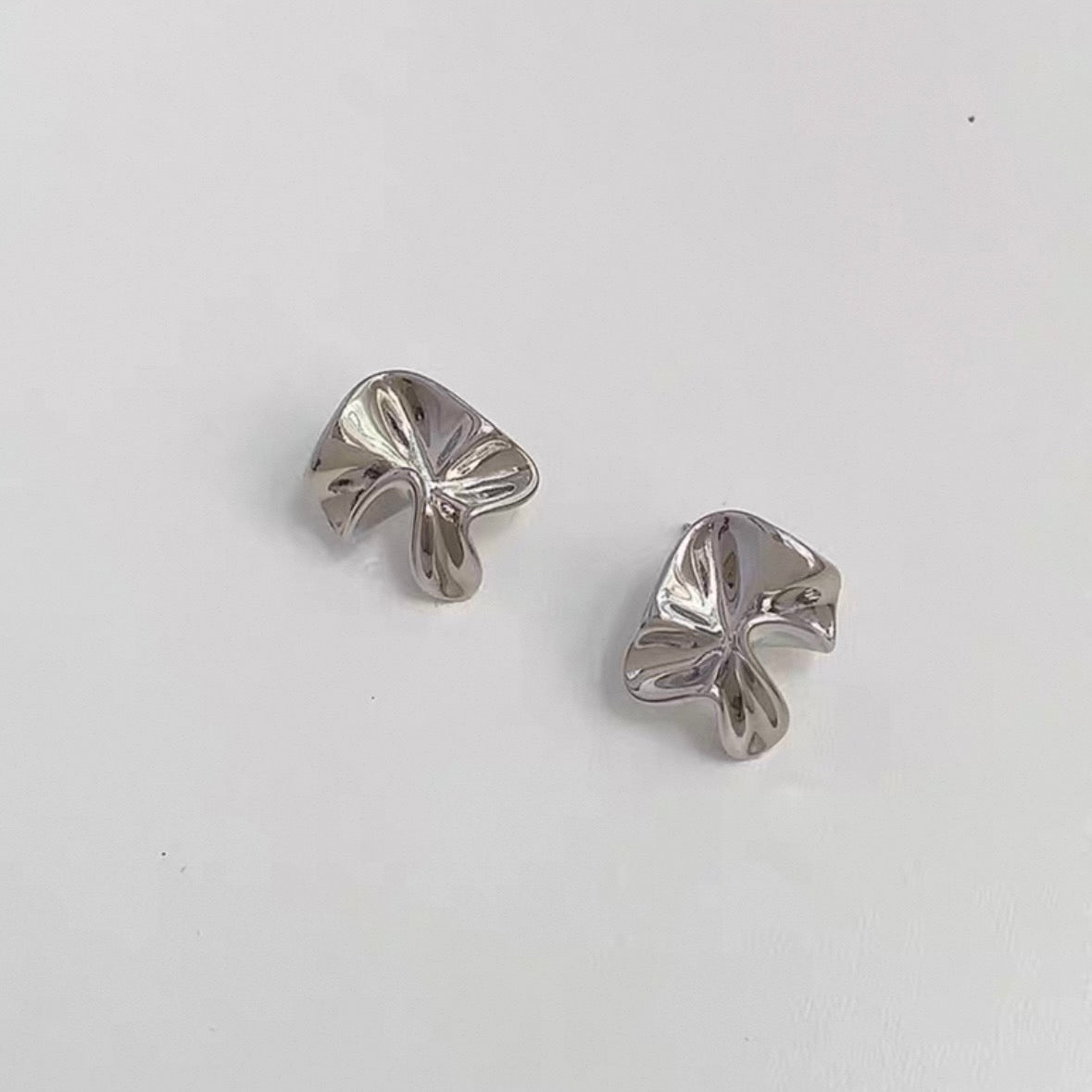 mirror flower pierce