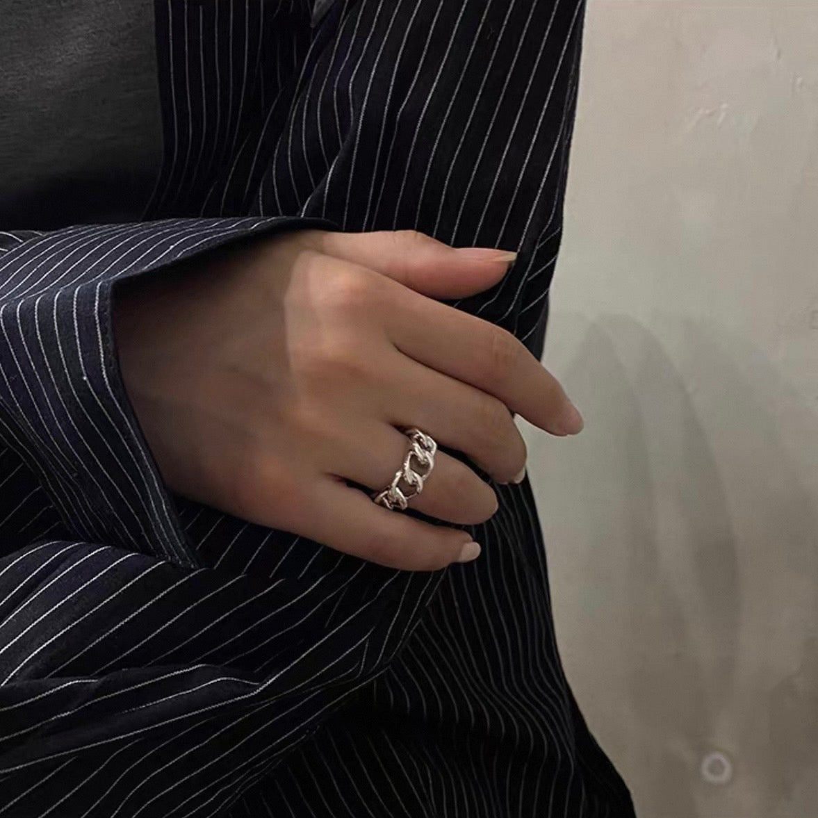 bold chain ring