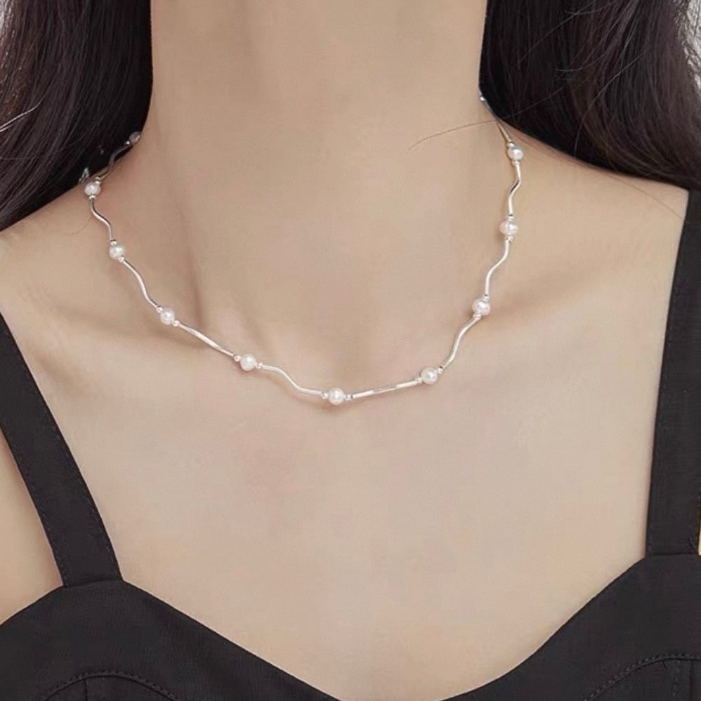 wave pearl necklace