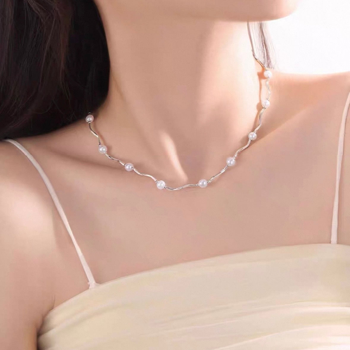 wave pearl necklace