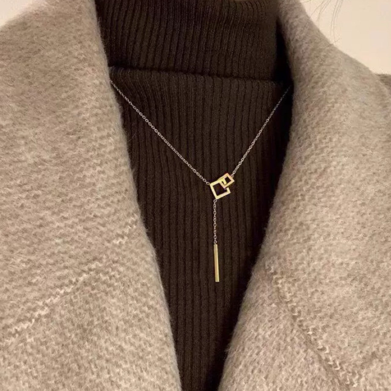 Y 2square connected necklace