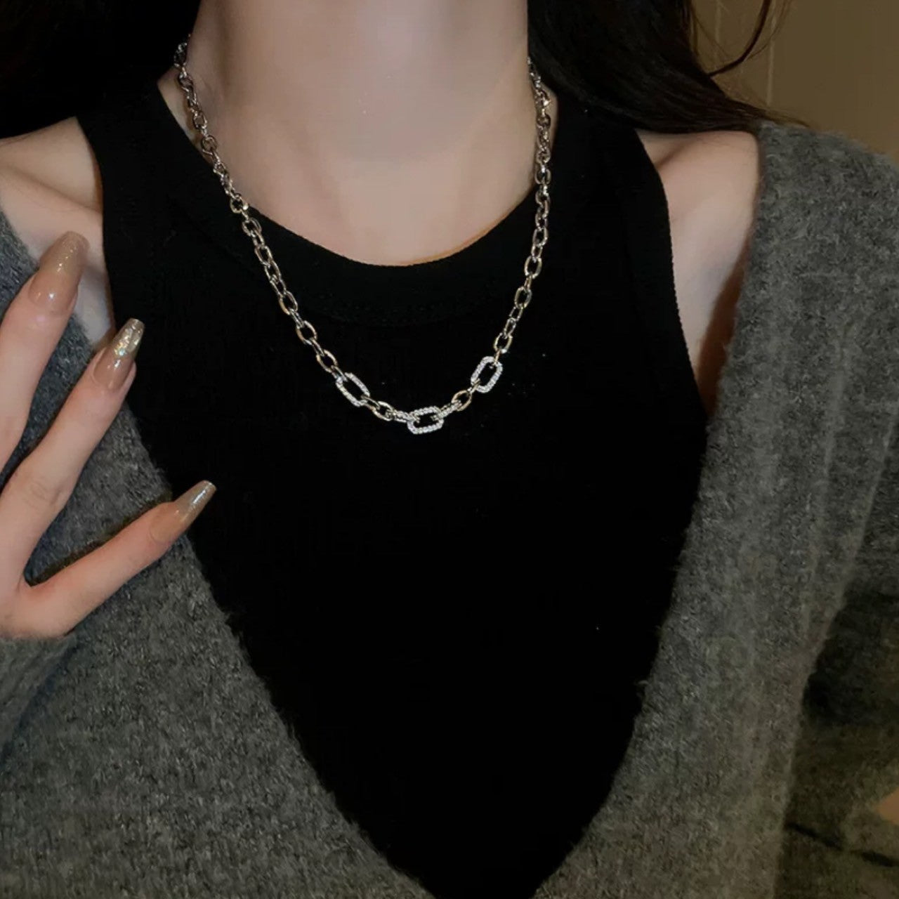 big chain shiny necklace