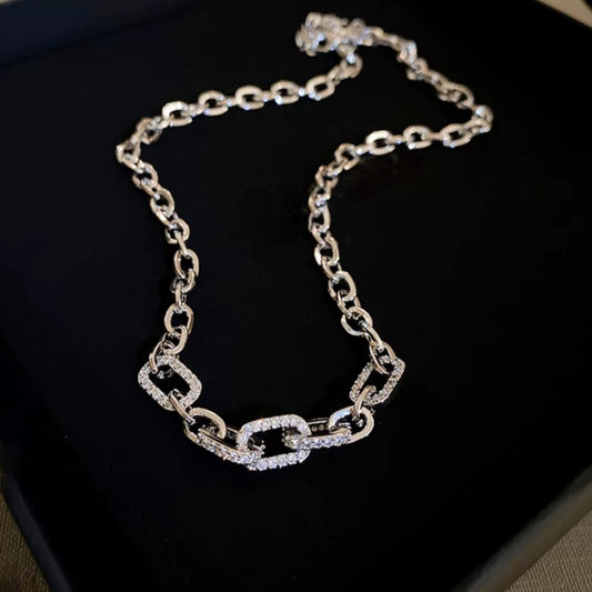 big chain shiny necklace