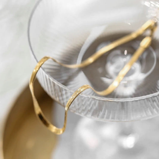 gold snake chain necklace