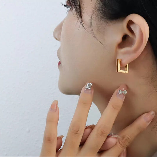 square pierce