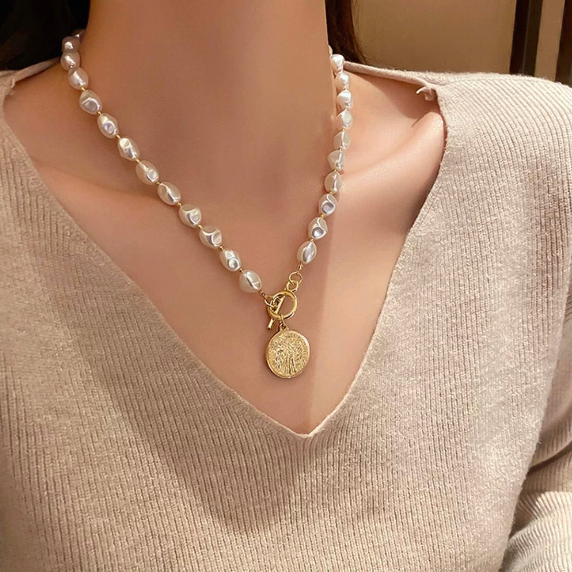 baroque pearl coin necklace