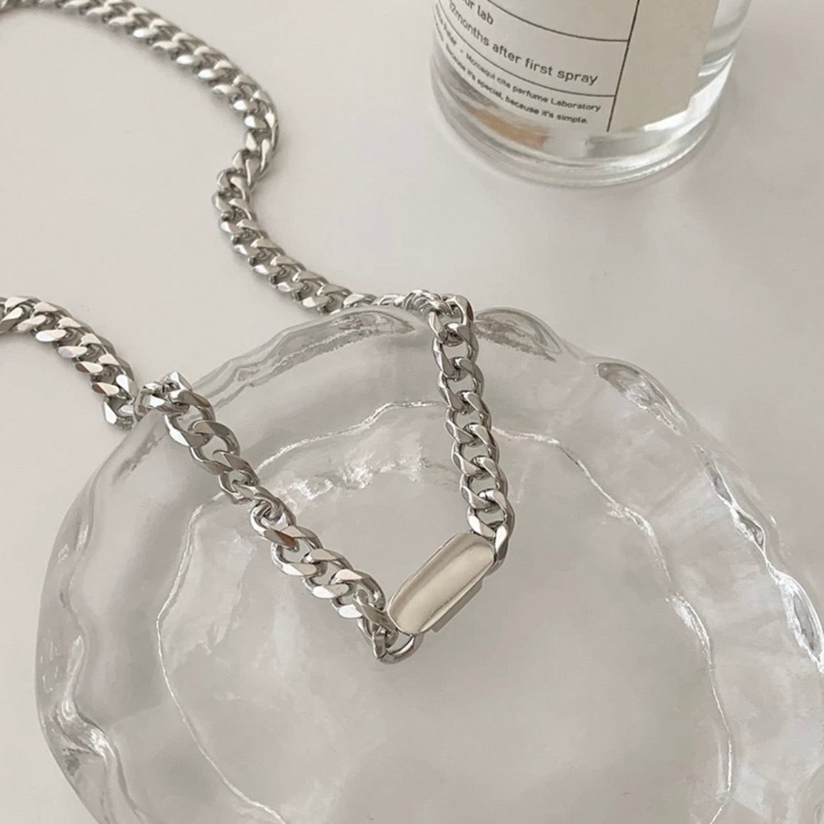 rugged chain necklace