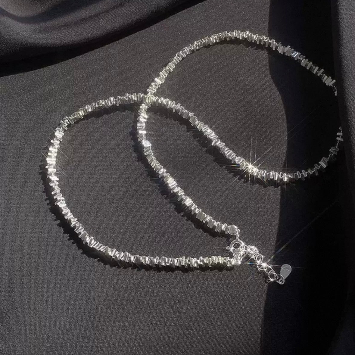 shimmer line necklace