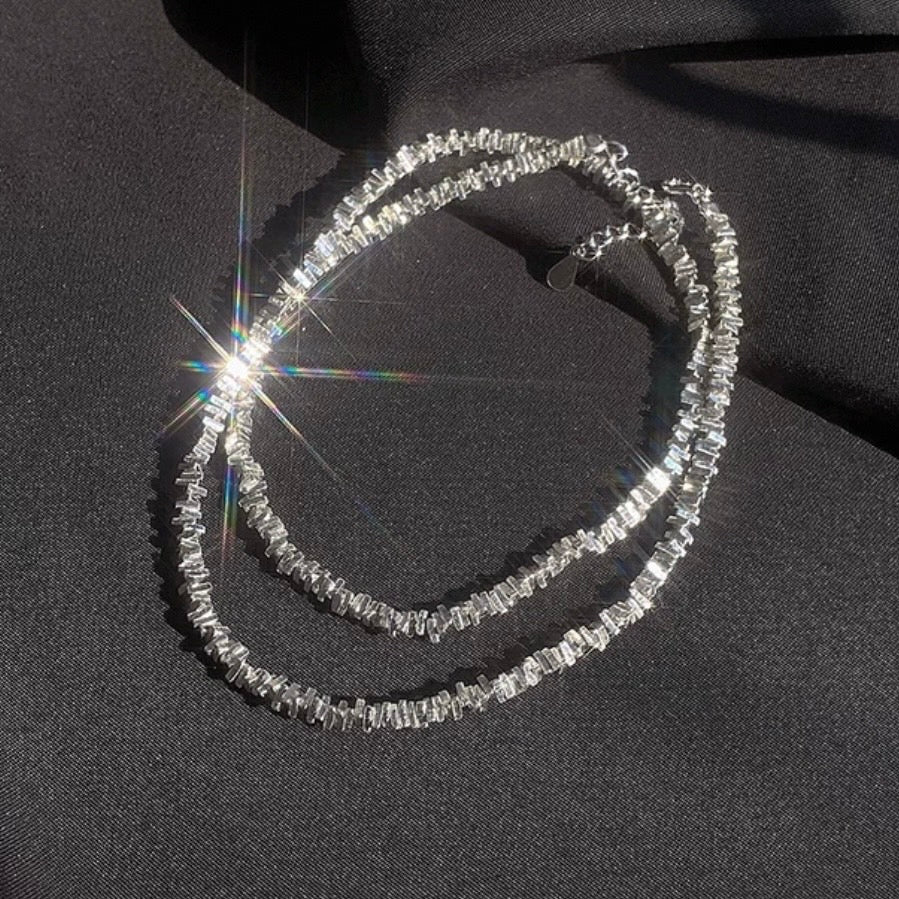 shimmer line necklace