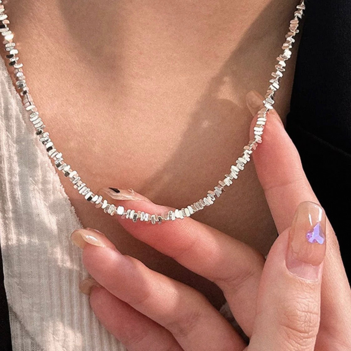 shimmer line necklace
