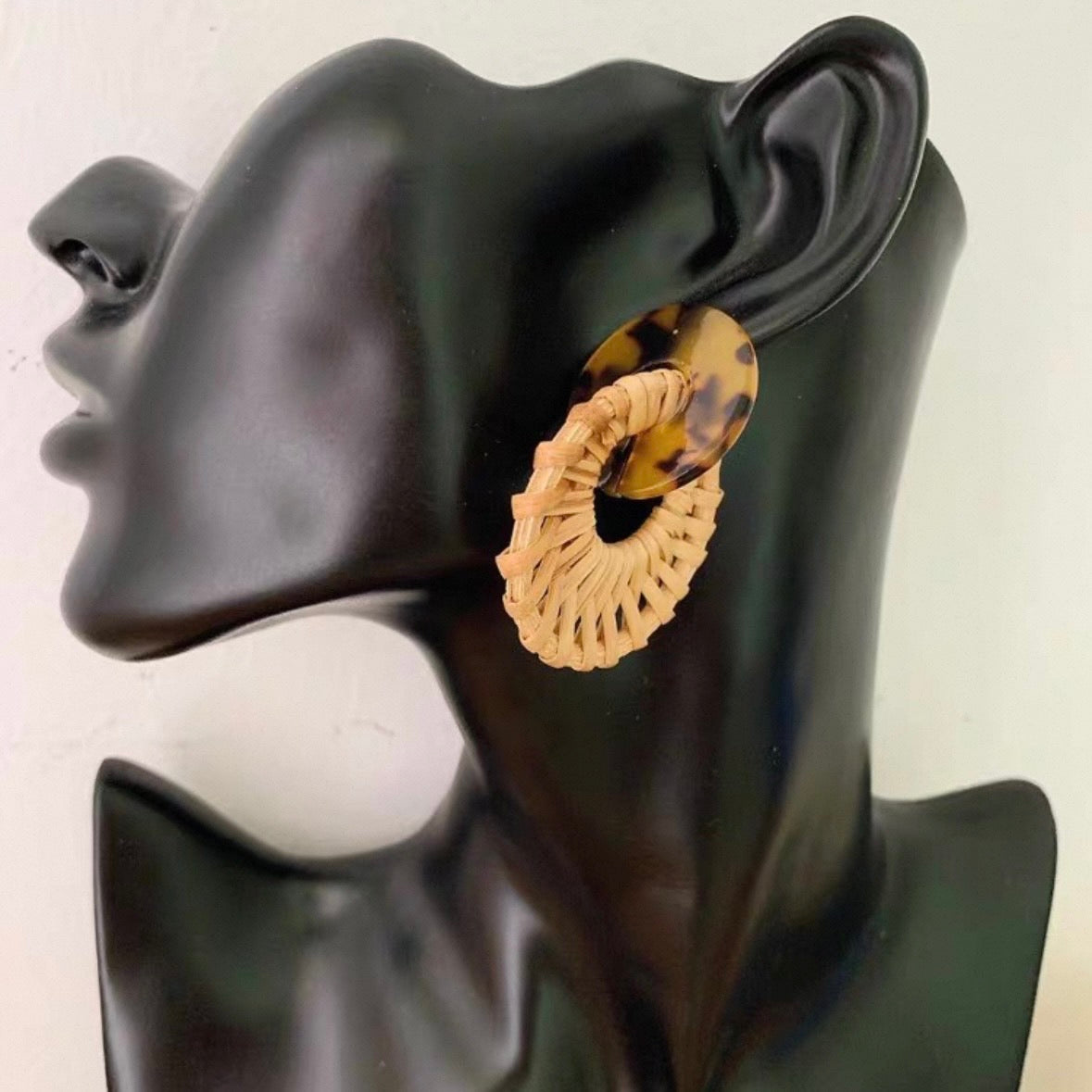 tortoise rattan circle pierce