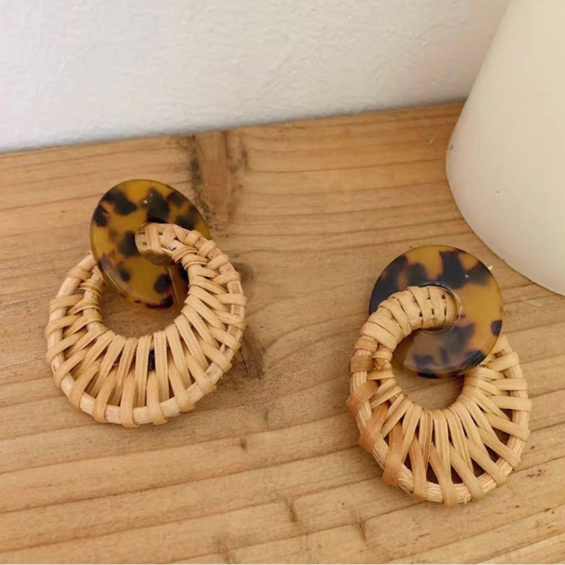 tortoise rattan circle pierce