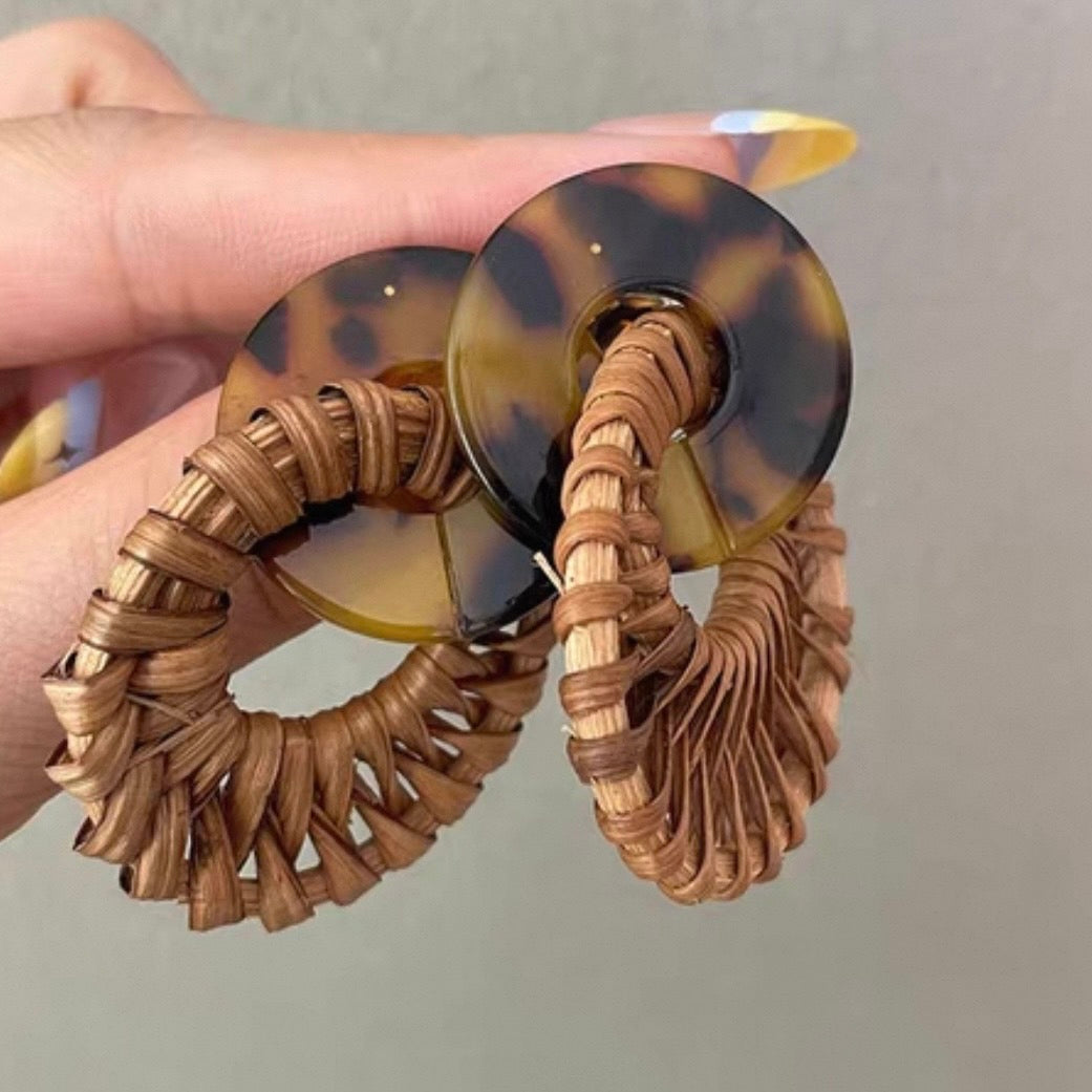 tortoise rattan circle pierce