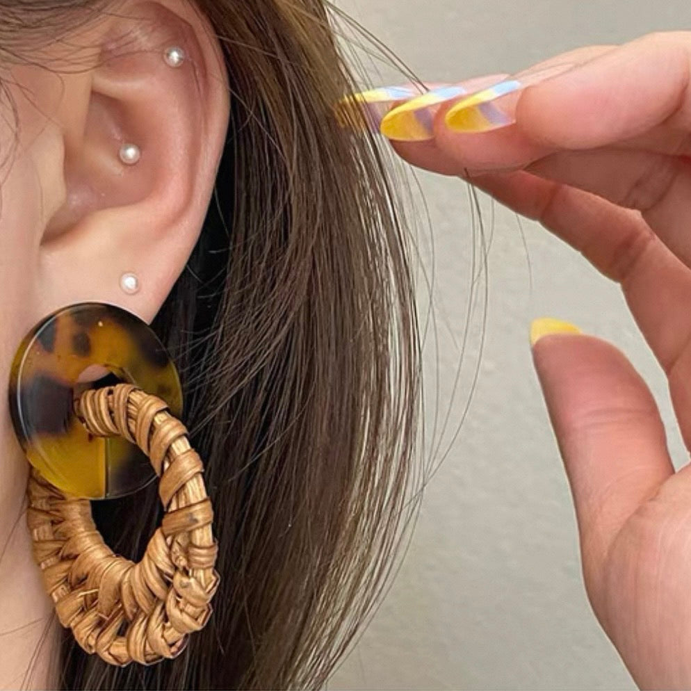 tortoise rattan circle pierce
