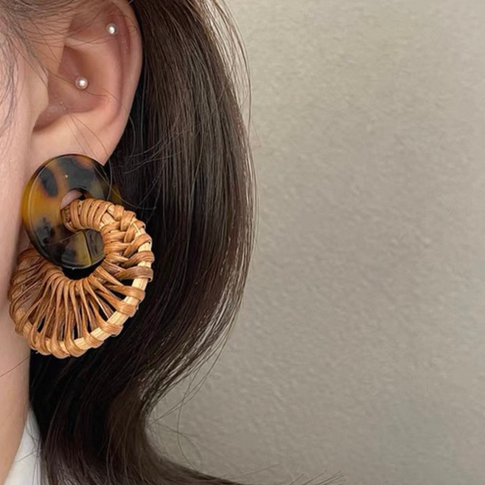 tortoise rattan circle pierce