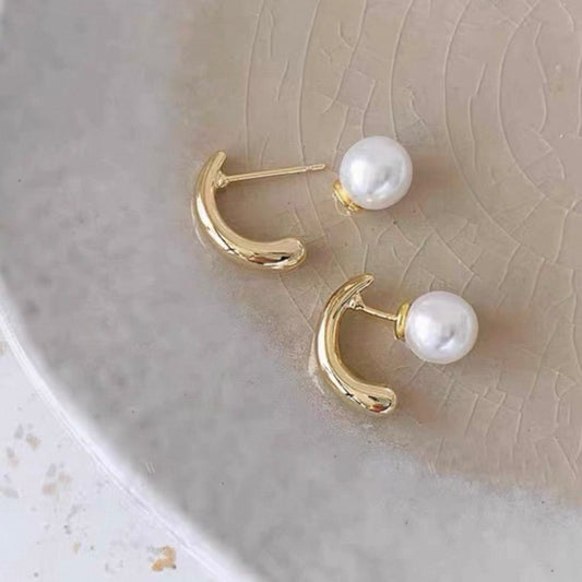 elegant curve pearl pierce