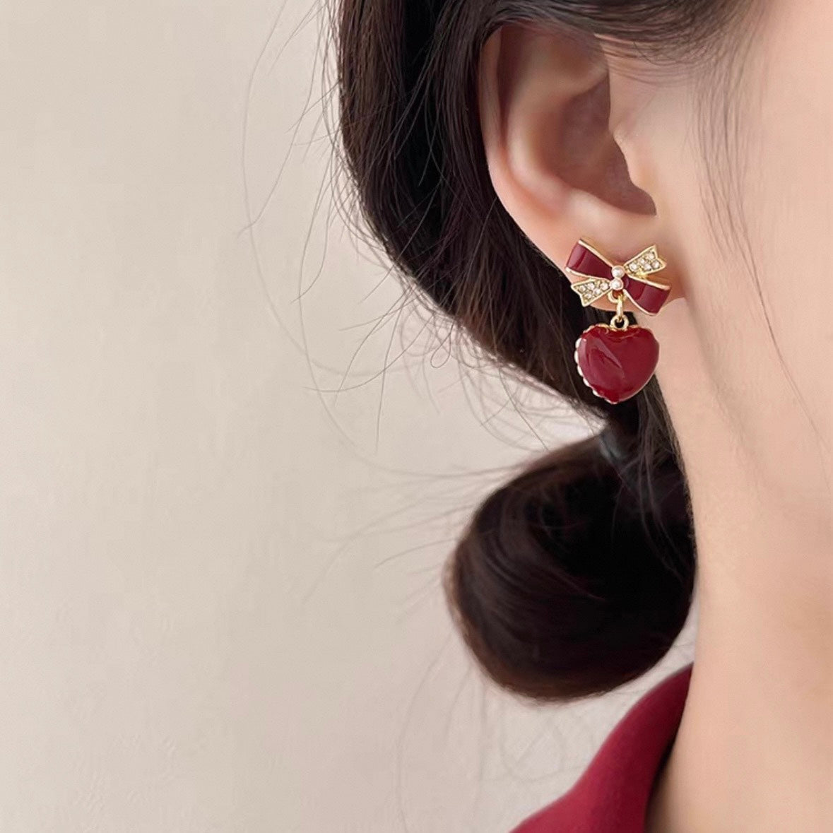 rouge ribbon heart pierce
