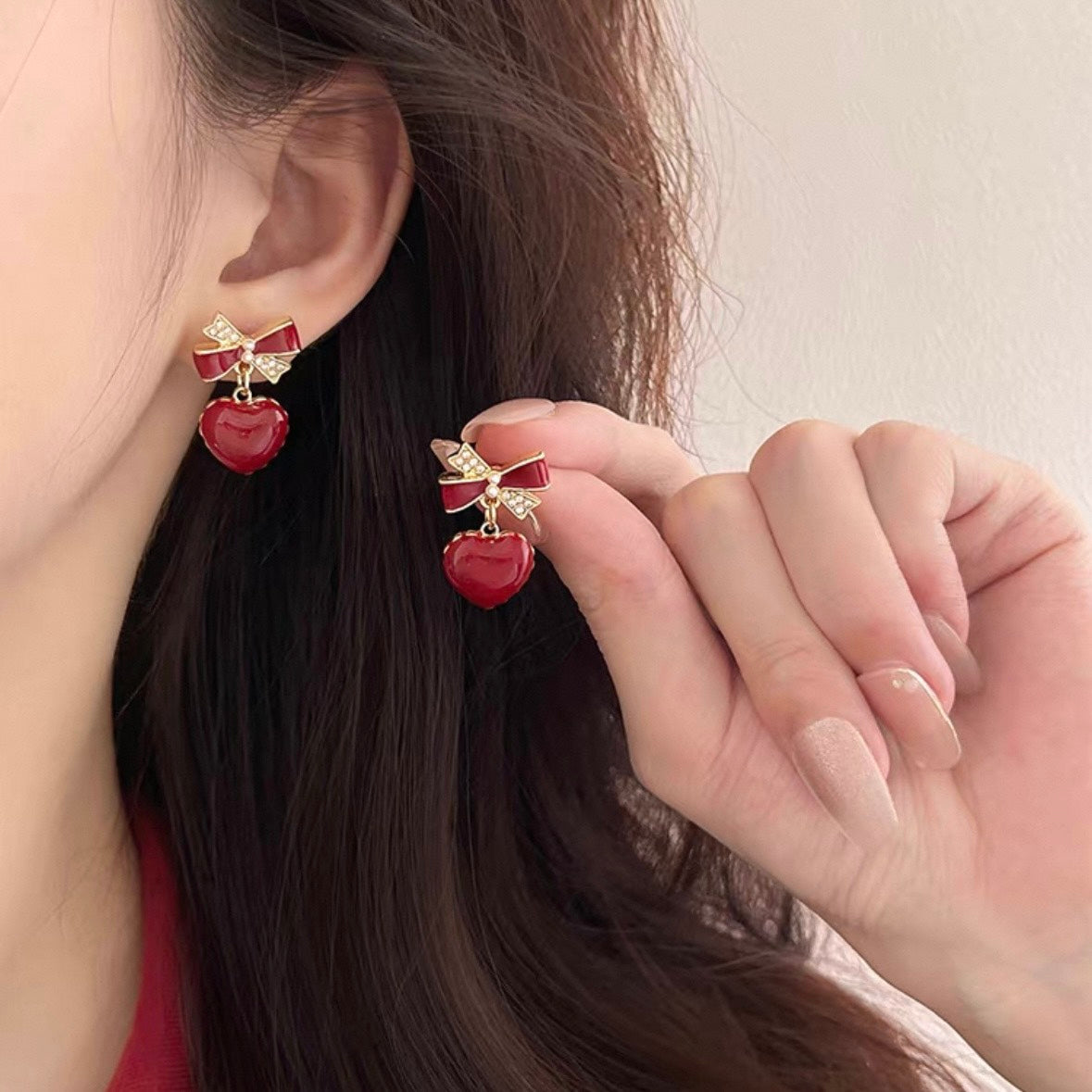 rouge ribbon heart pierce