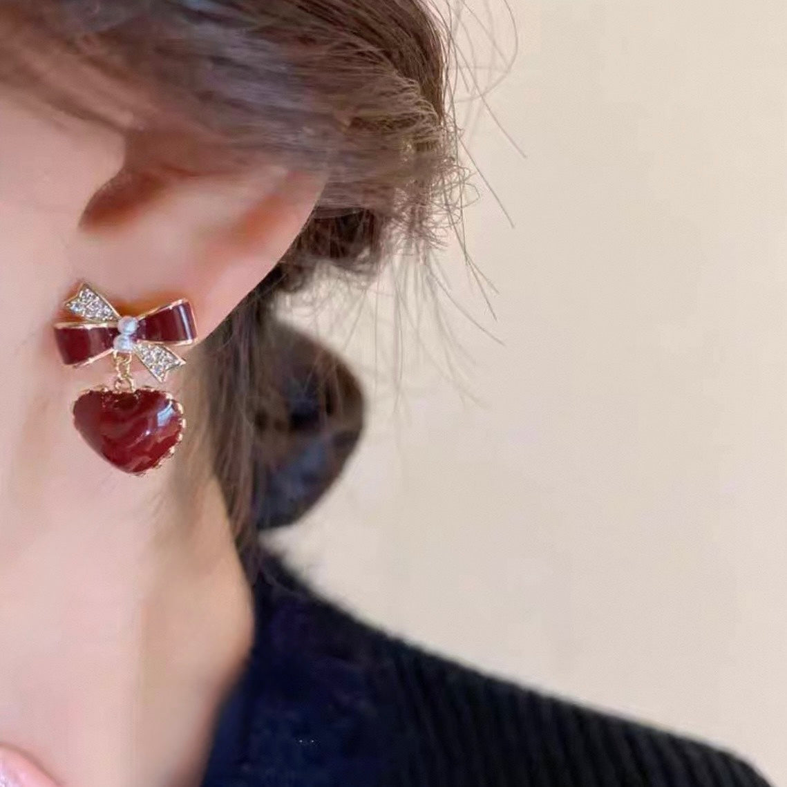 rouge ribbon heart pierce