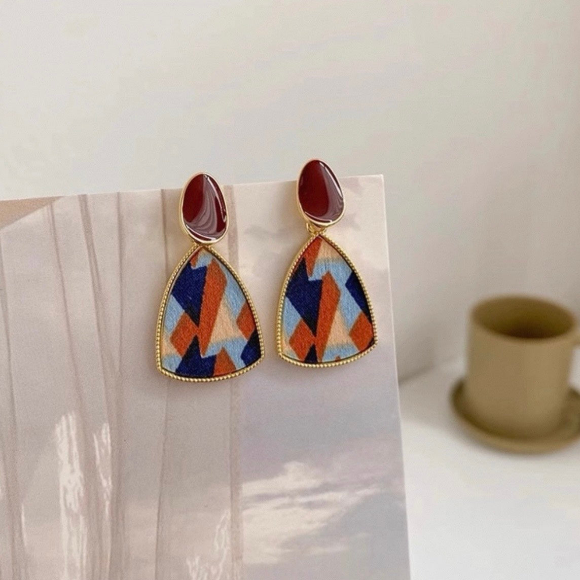 geometric Art pierce