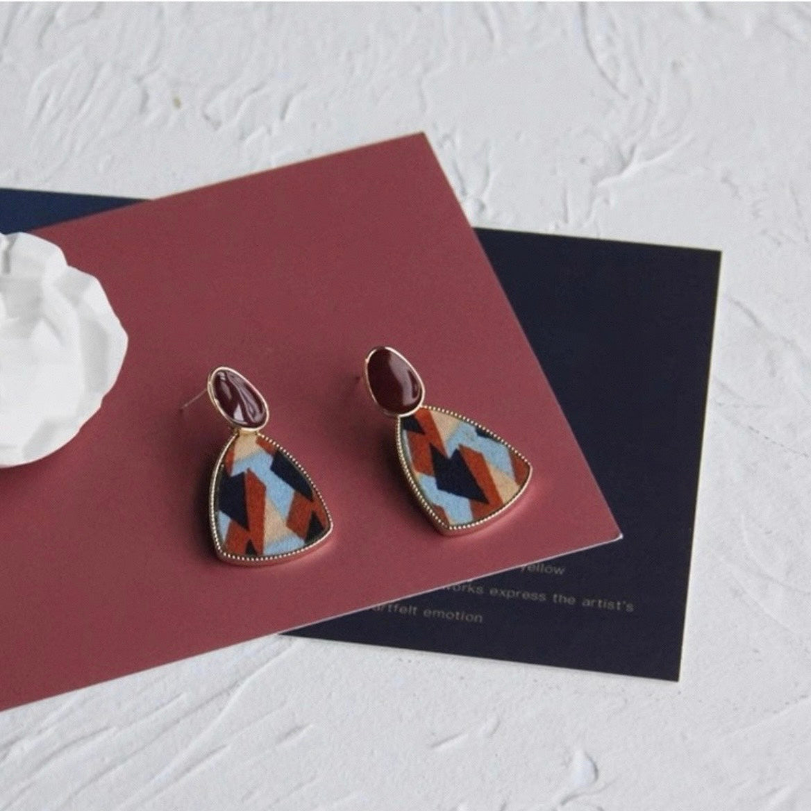 geometric Art pierce