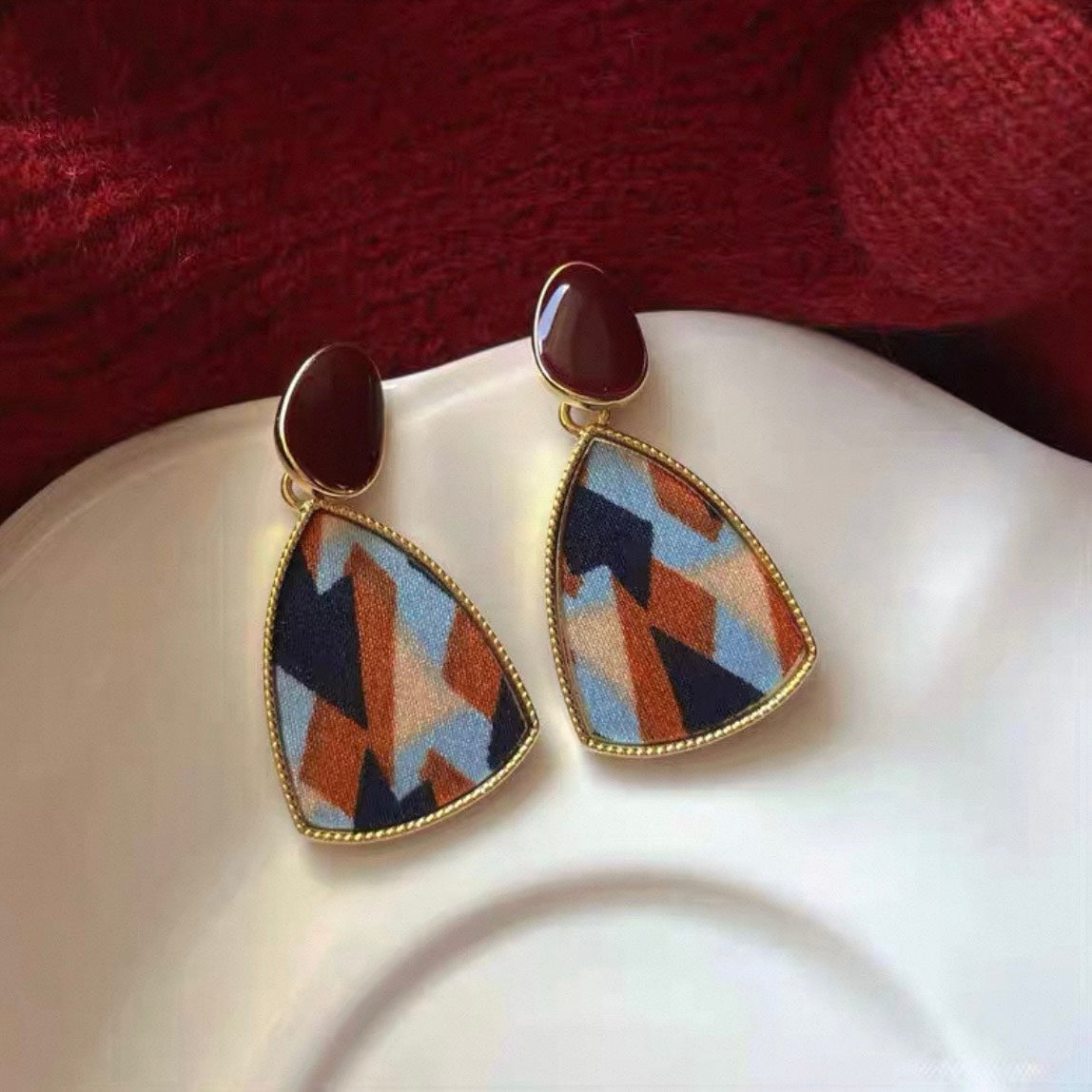 geometric Art pierce