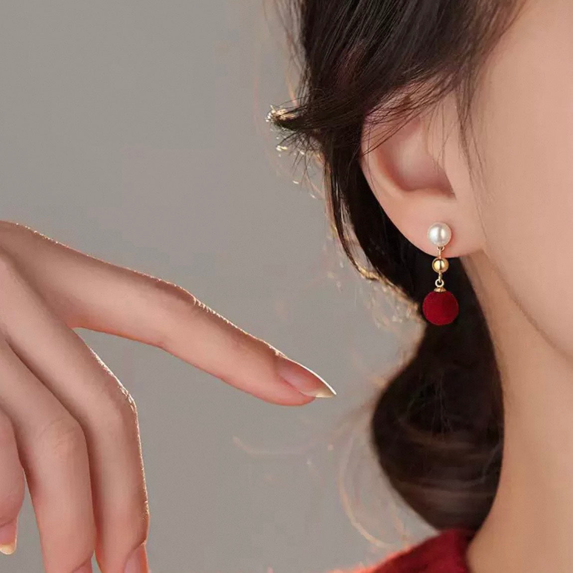 velvet rouge ball pierce