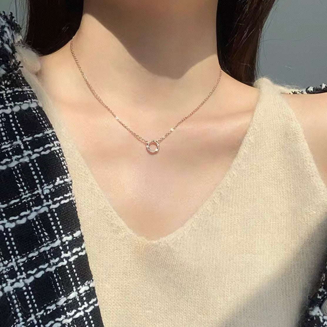 twisted circle necklace