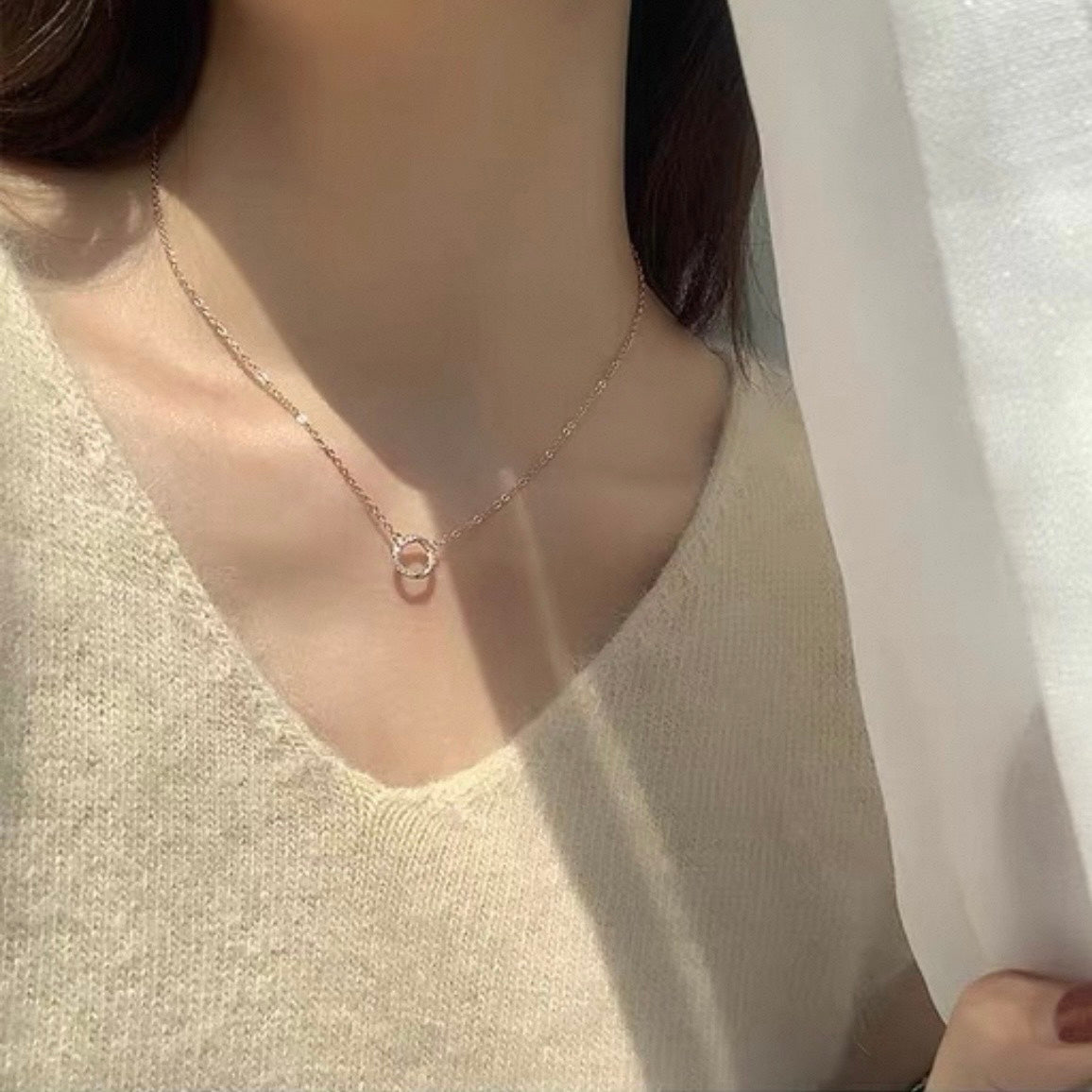 twisted circle necklace