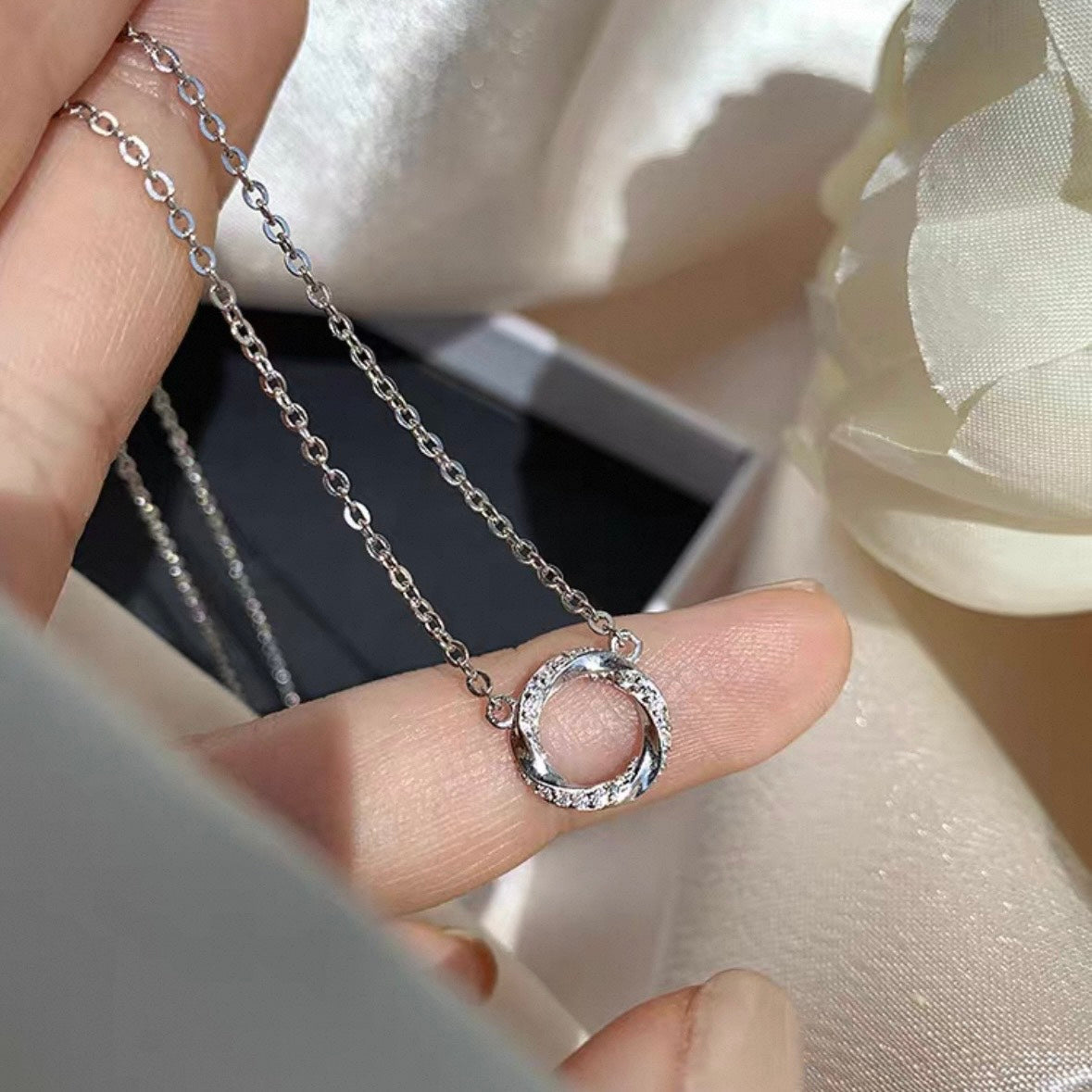 twisted circle necklace