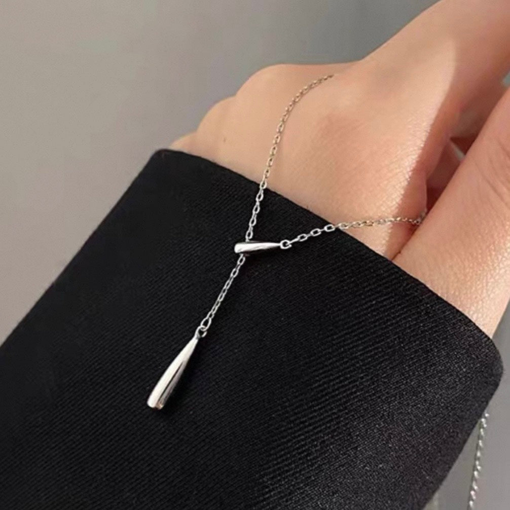 teardrop Y necklace