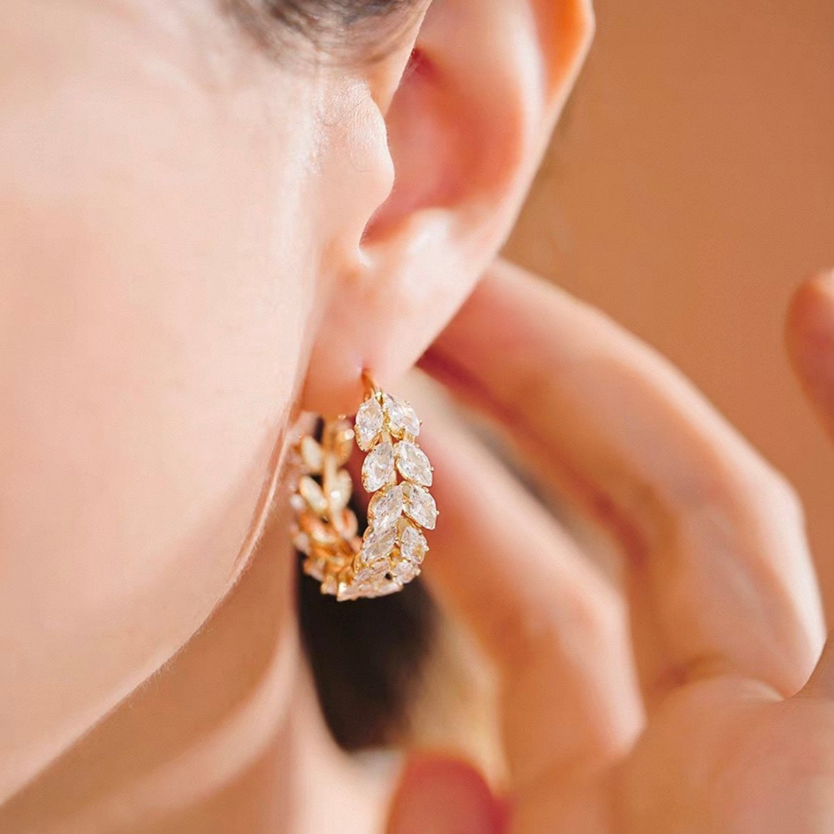 crystal leaf hoop pierce – aile