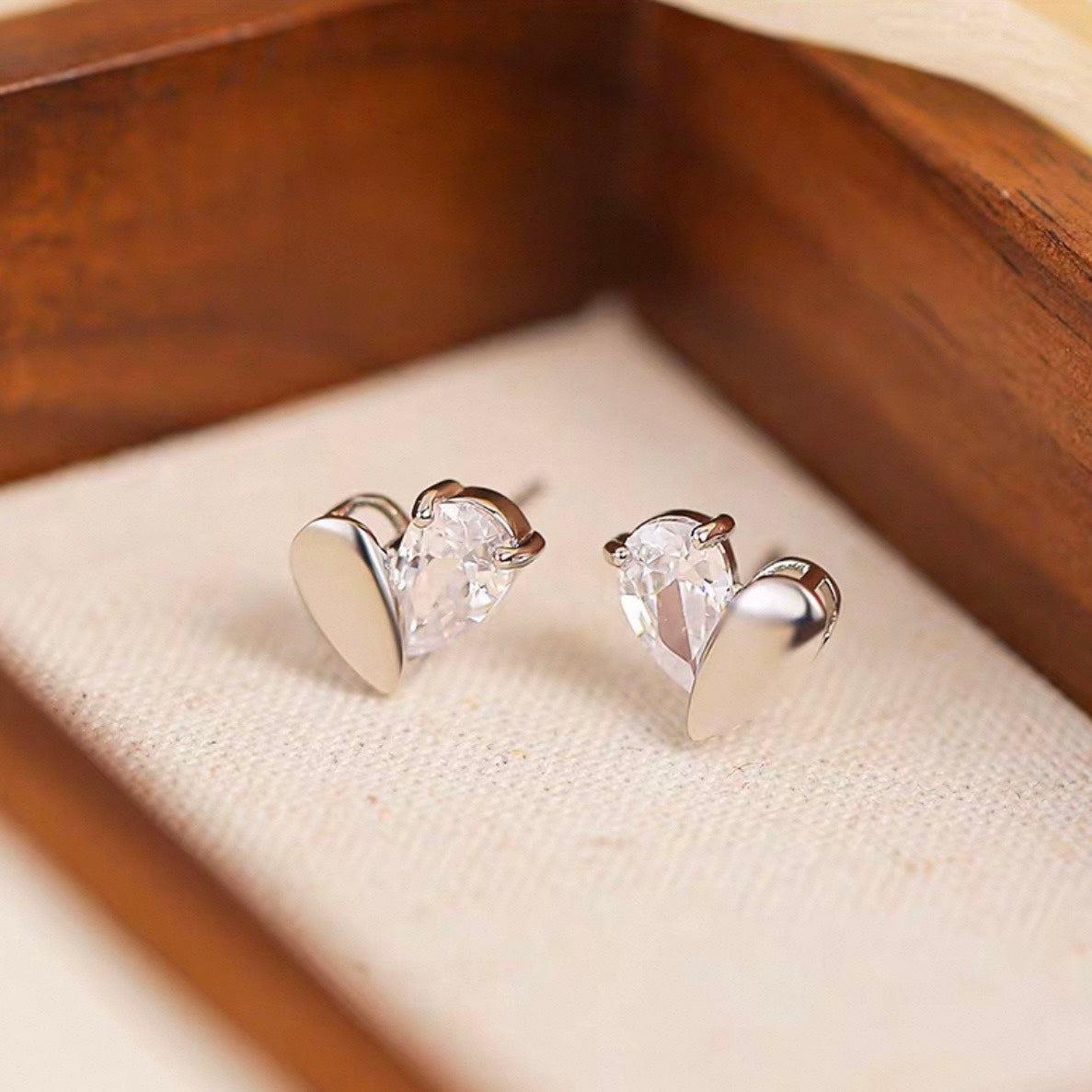 twin edge heart pierce