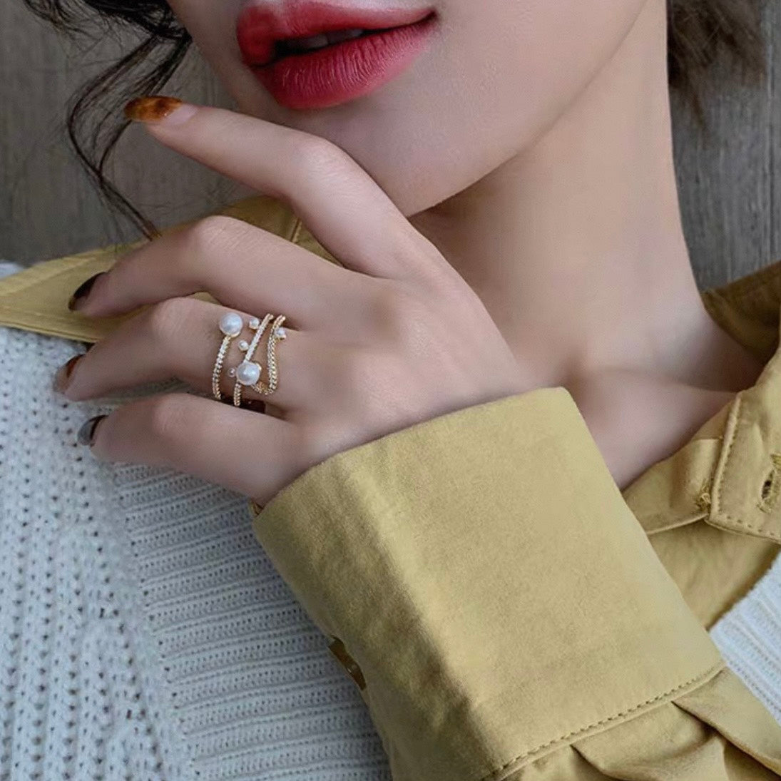 pearl orbit ring