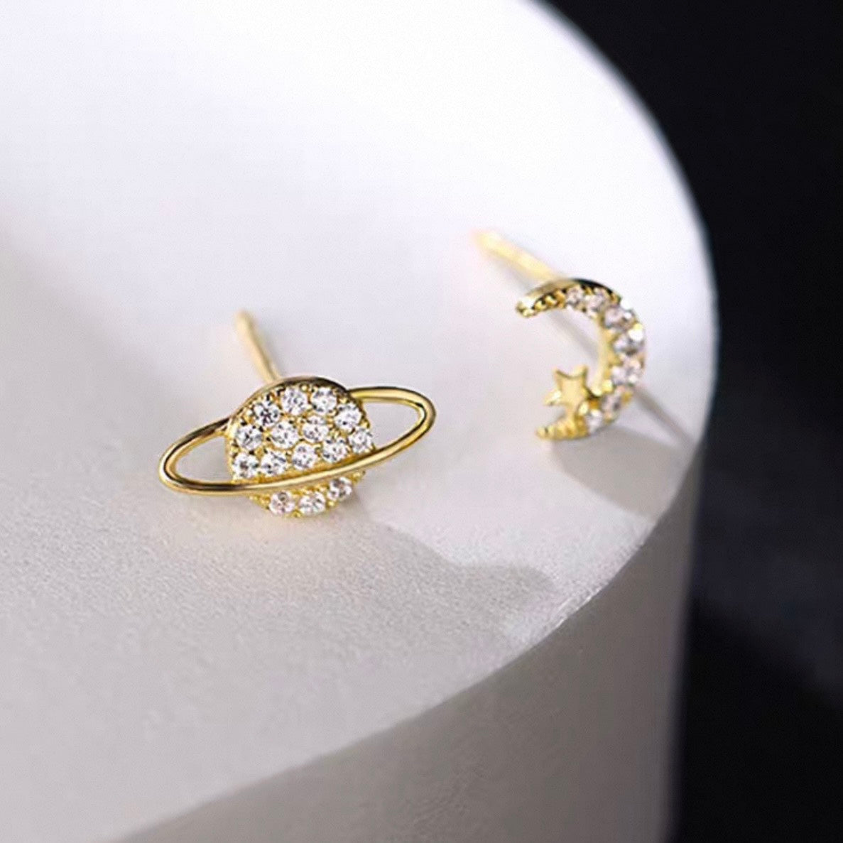 moon & planet pierce