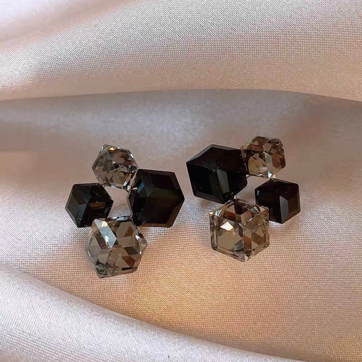 urban clear cube pierce