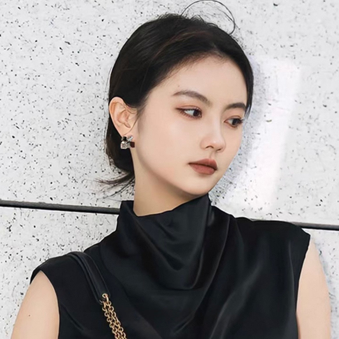 urban clear cube pierce