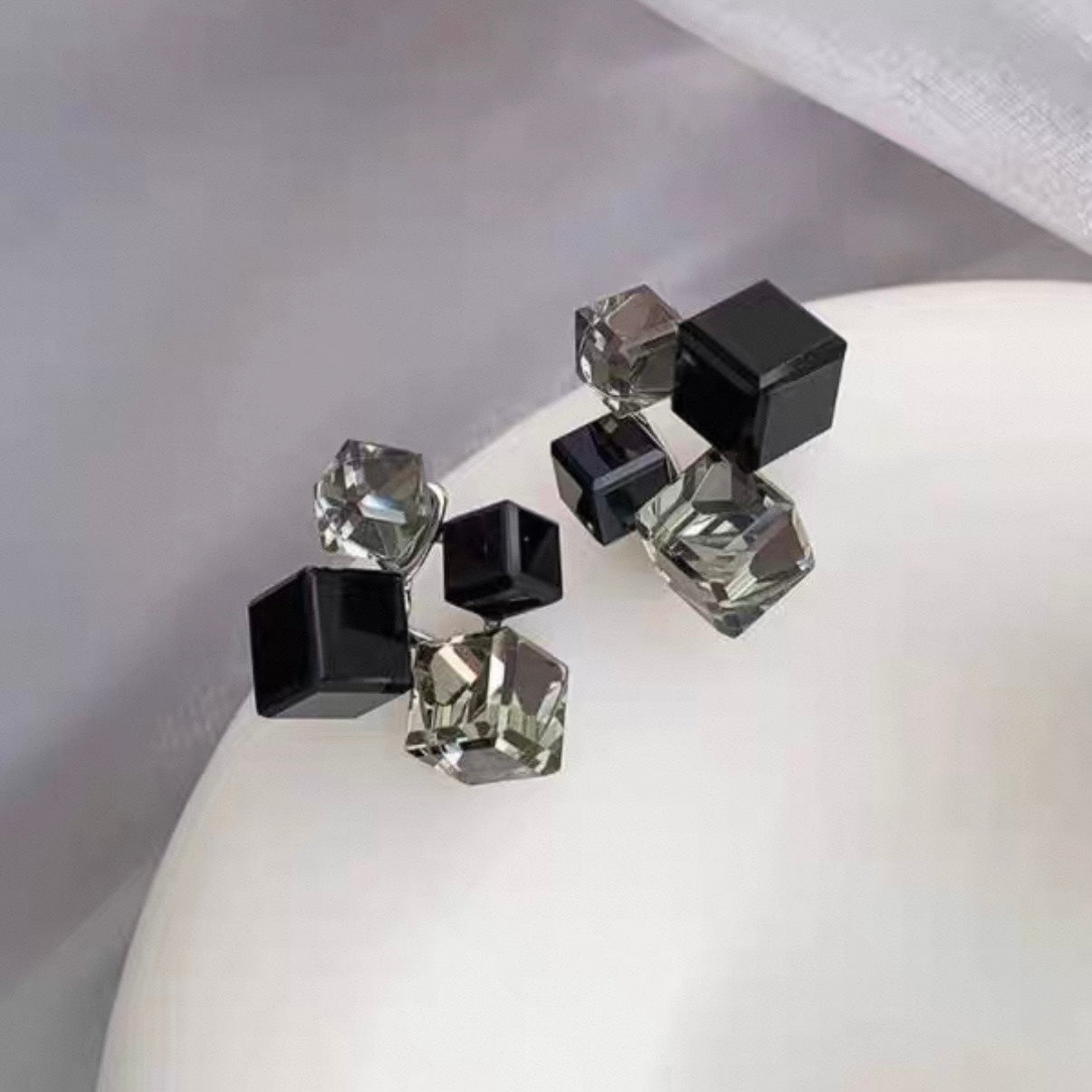 urban clear cube pierce