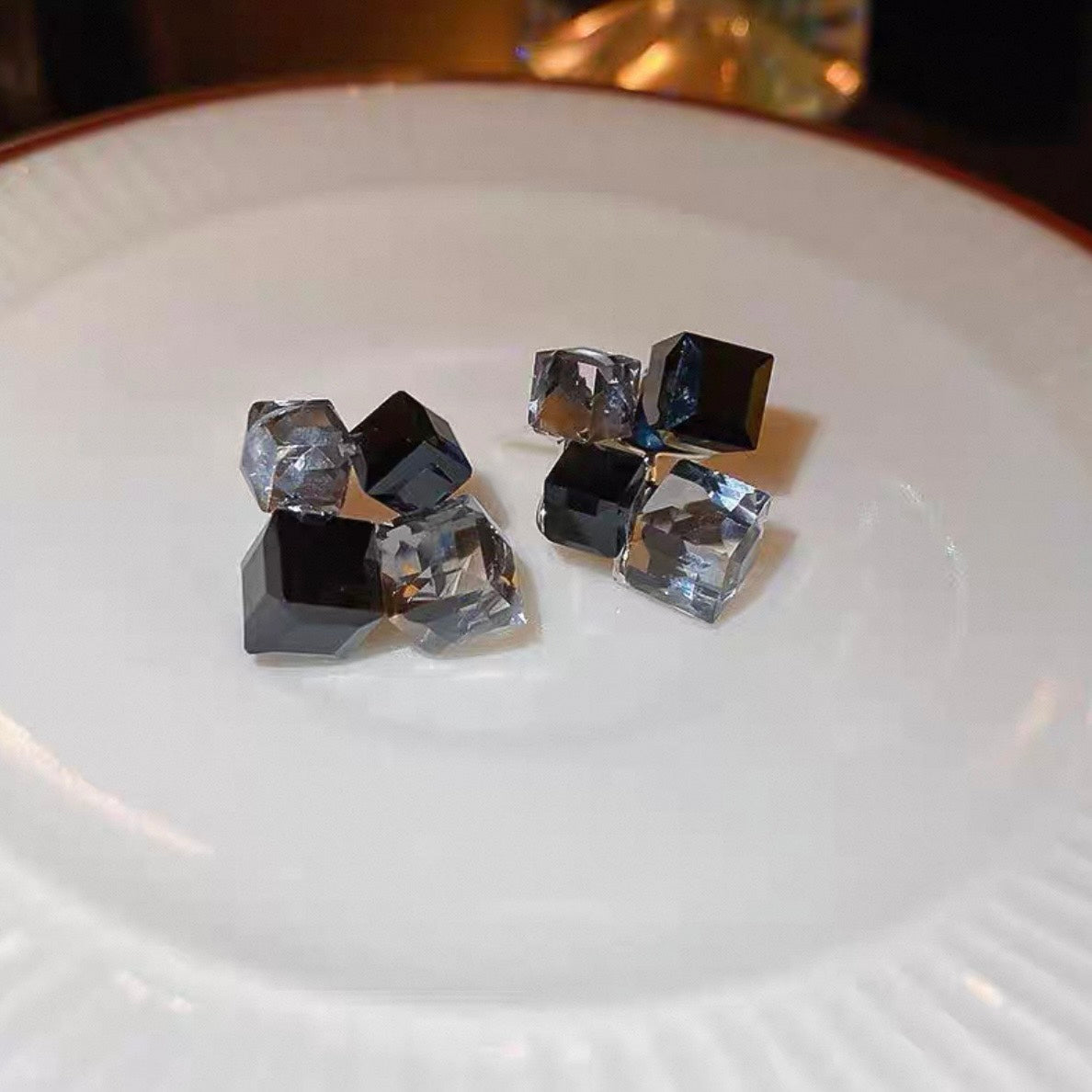 urban clear cube pierce