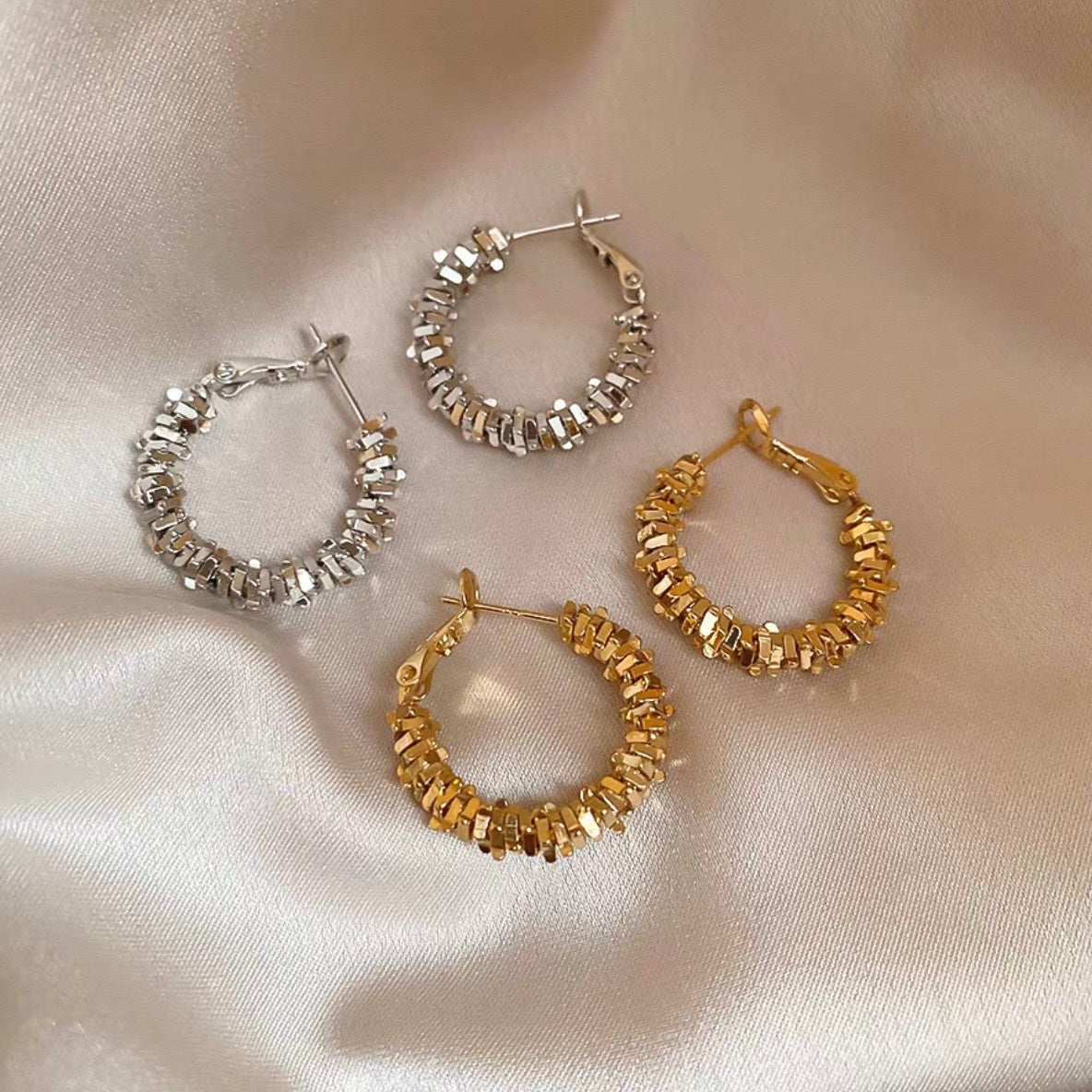glitter hoop pierce