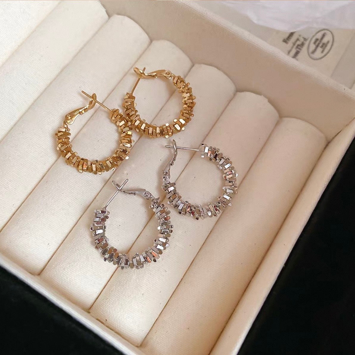 glitter hoop pierce
