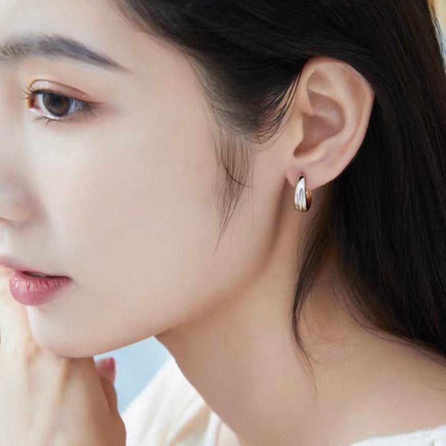 mini bicolor hoop pierce