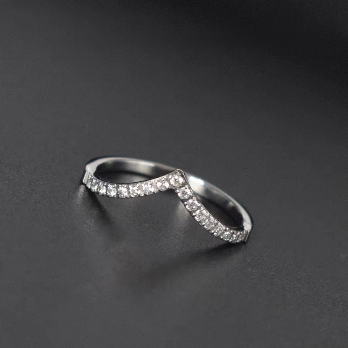 Crystal V ring
