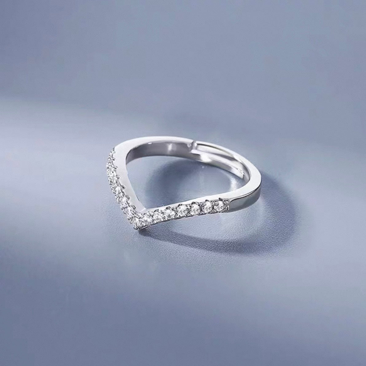 Crystal V ring