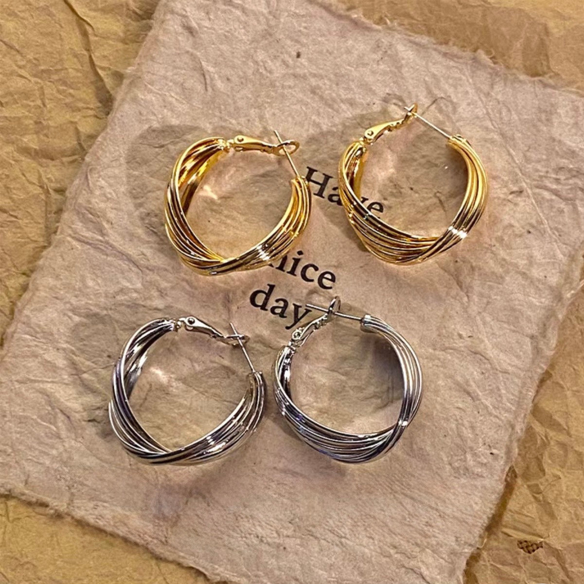 luxe twist hoop pierce