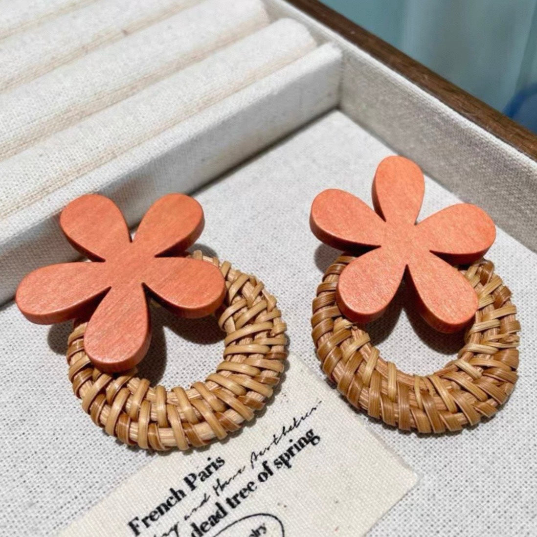 rattan flower pierce