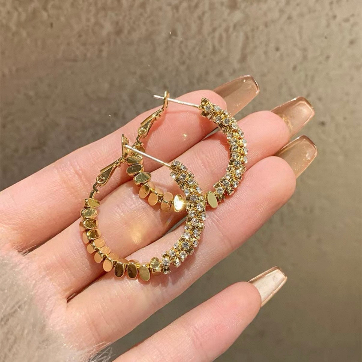 ultra glitter hoop pierce