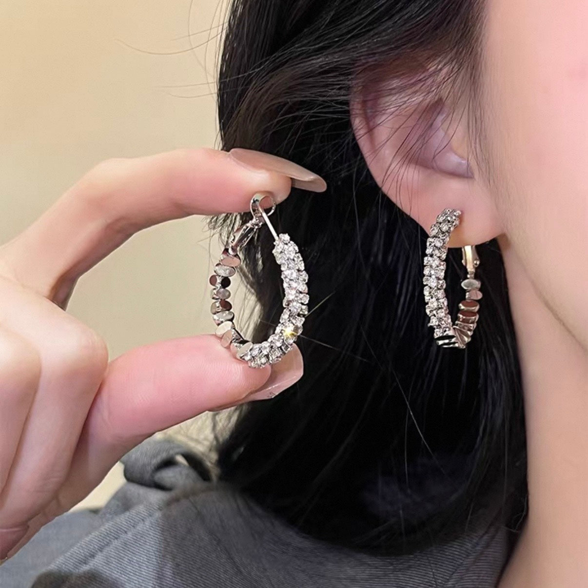 ultra glitter hoop pierce